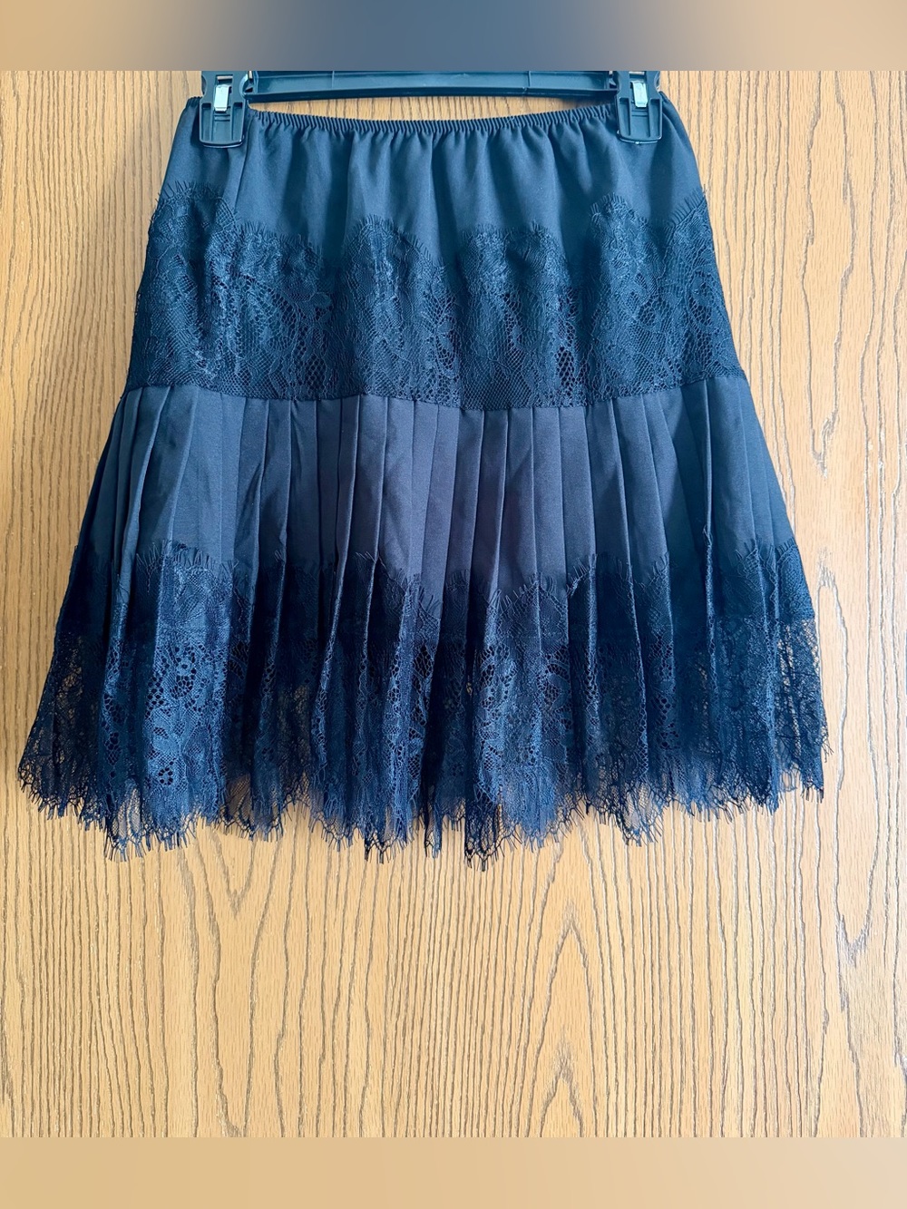 Black Lace Pleated Mini Skirt